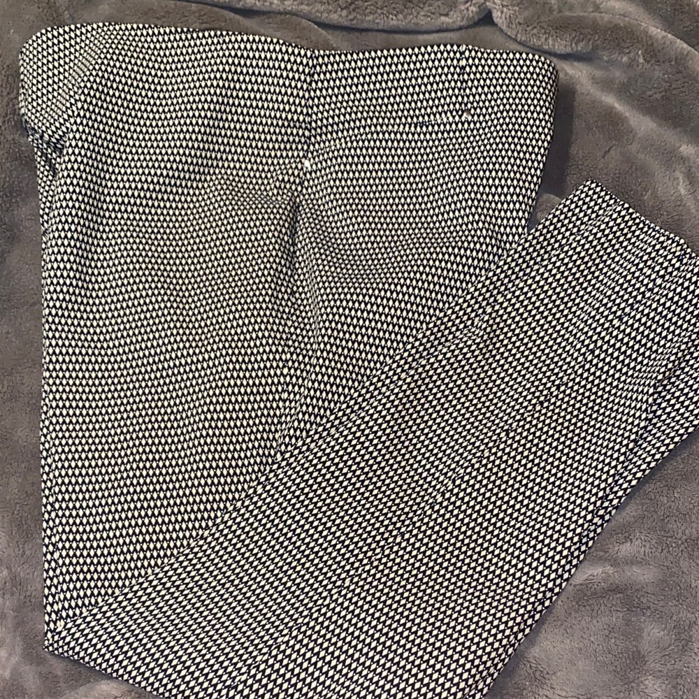 Rafaella Black and White Patterned Cropped Pants❤️